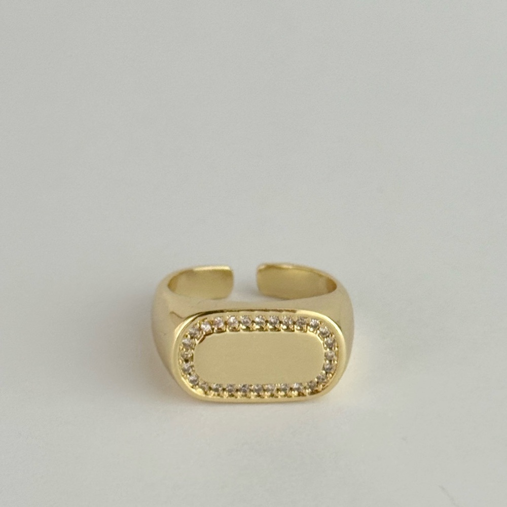 Signet Ring